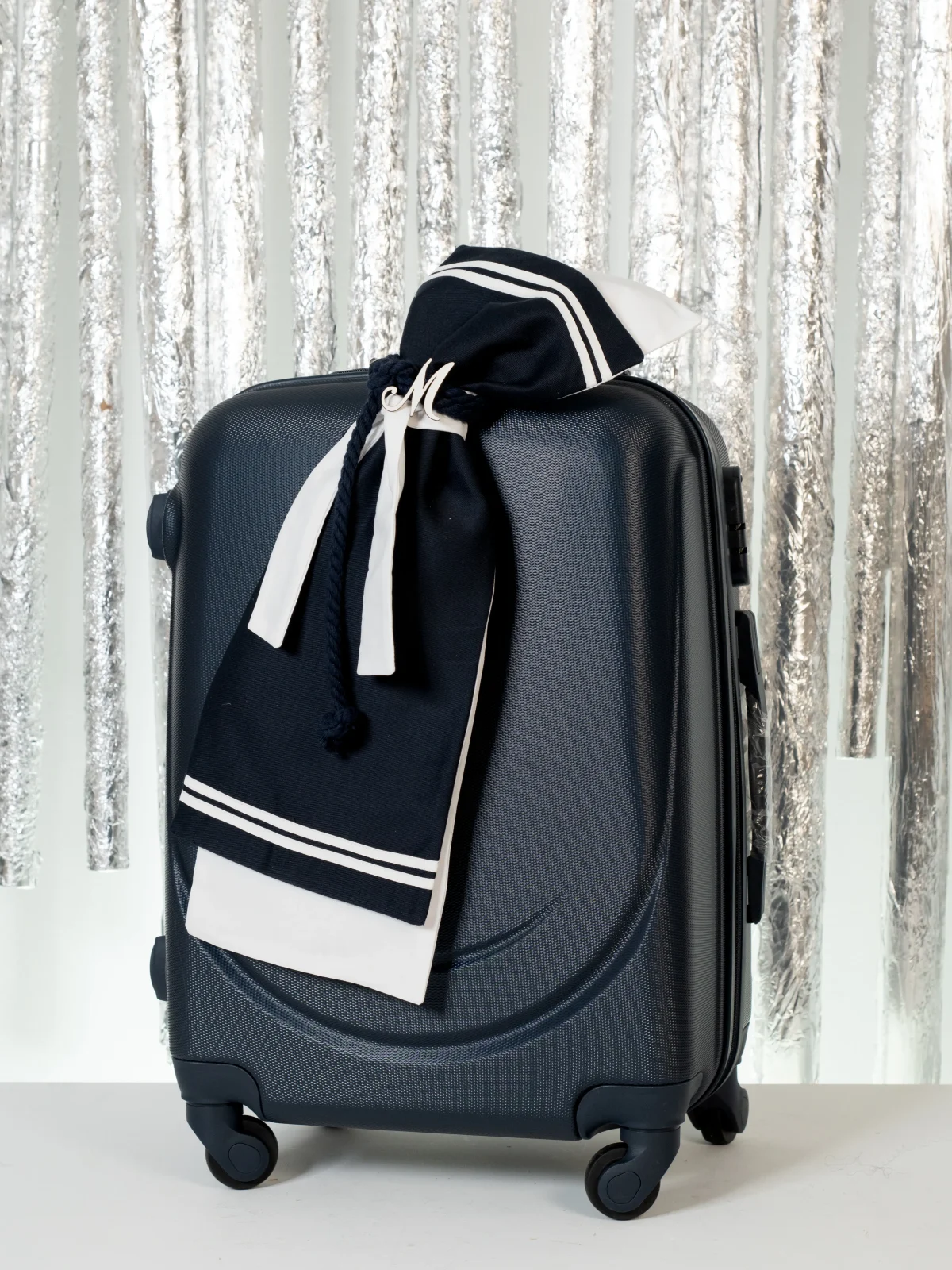 CHRISTENING SUITCASE B14007