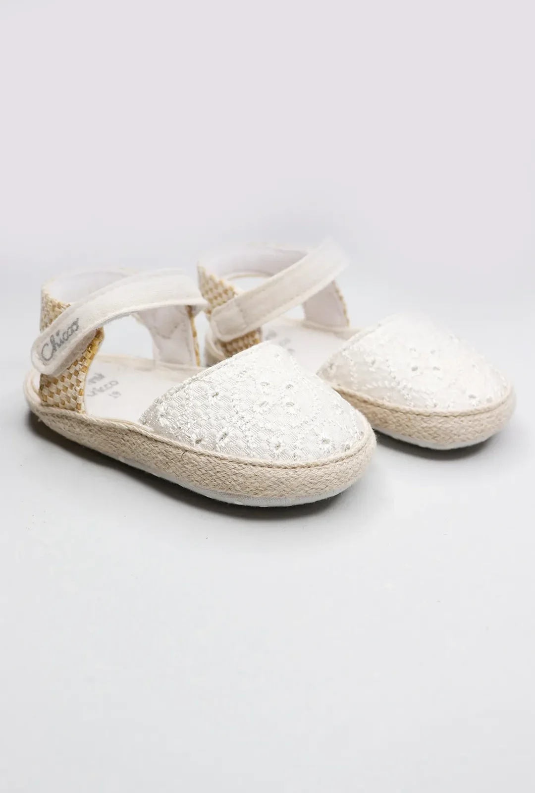 Espadrilles with embroidered fabric P15032